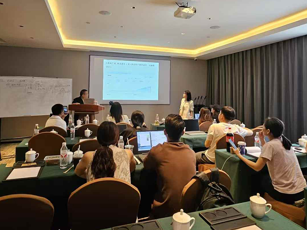 銷(xiāo)售培訓(xùn)，強(qiáng)化專(zhuān)業(yè)服務(wù)